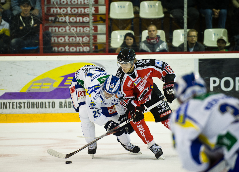 16.9.2011 - (Ässät-Lukko)