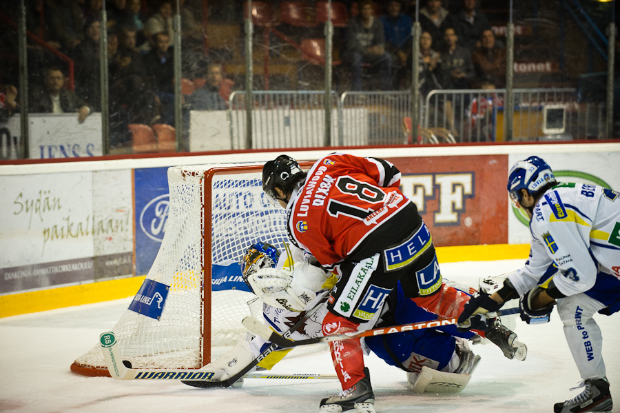 16.9.2011 - (Ässät-Lukko)