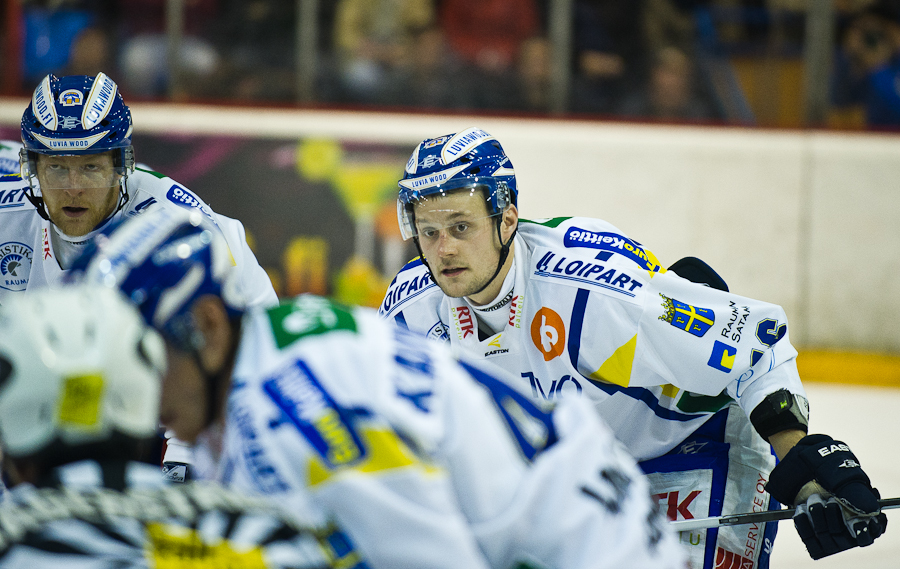 16.9.2011 - (Ässät-Lukko)