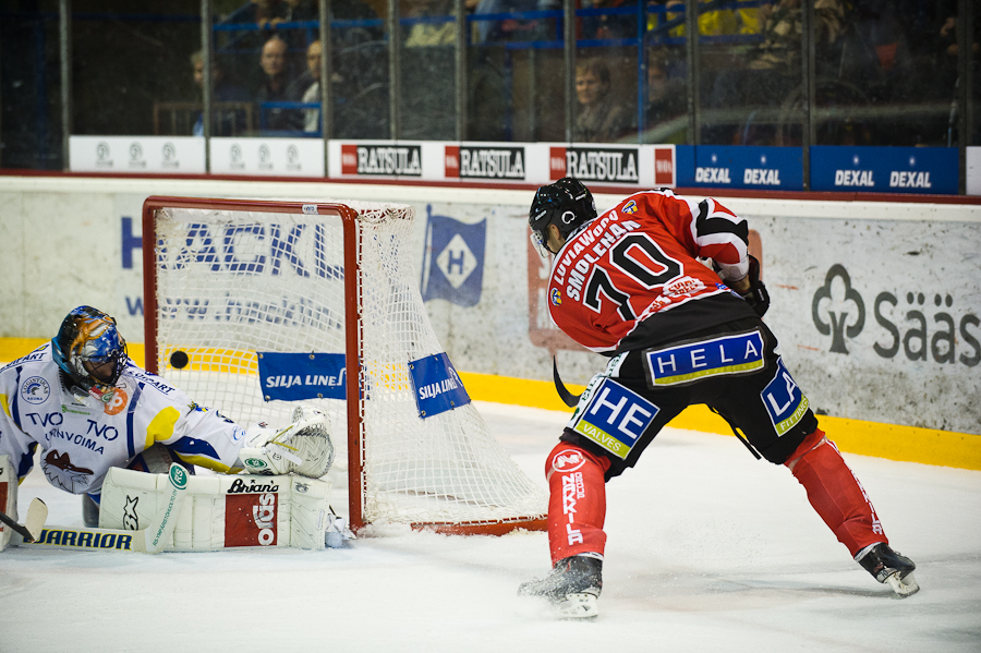 16.9.2011 - (Ässät-Lukko)