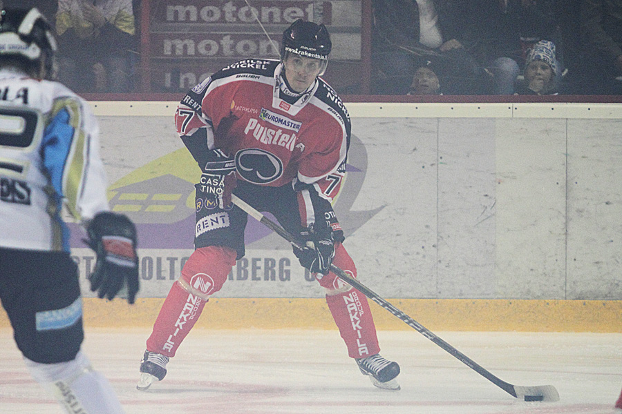 20.9.2011 - (Ässät-Pelicans)