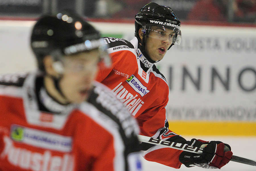 20.9.2011 - (Ässät-Pelicans)