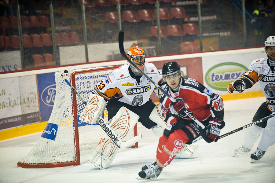 24.9.2011 - (Ässät-HPK)