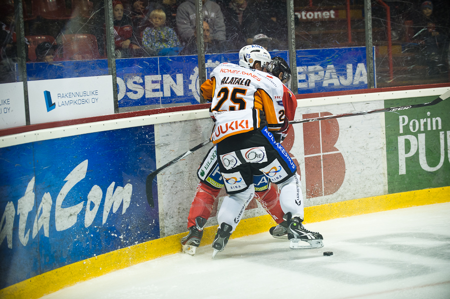 24.9.2011 - (Ässät-HPK)