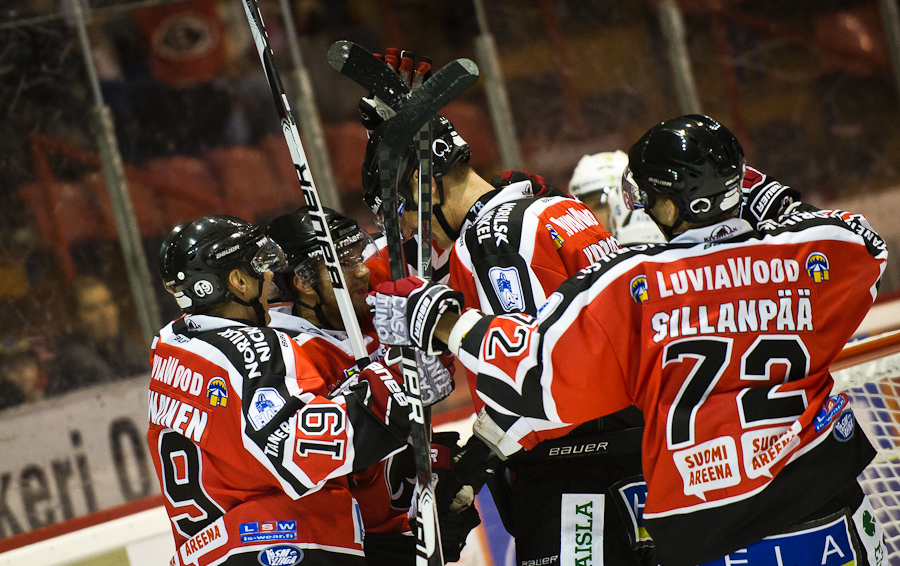 24.9.2011 - (Ässät-HPK)