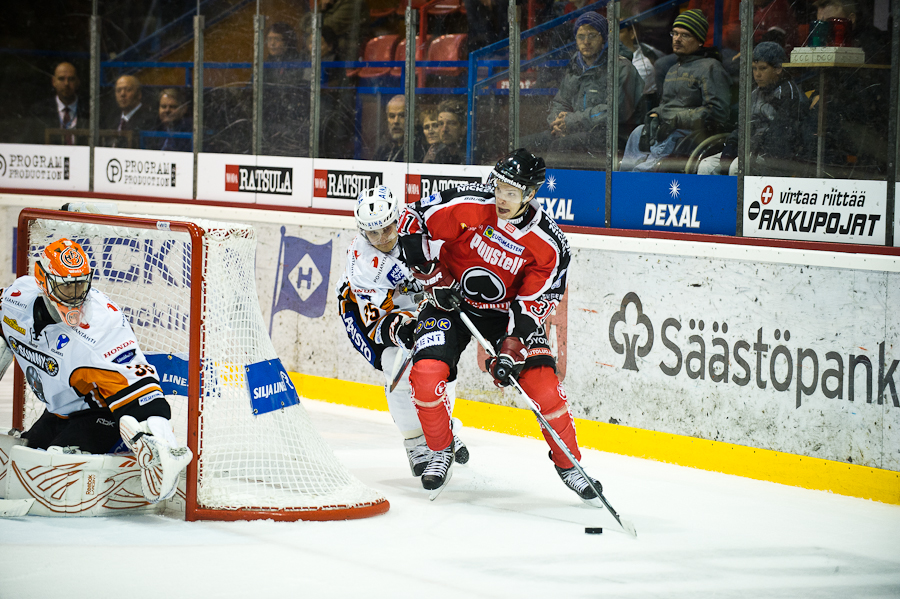 24.9.2011 - (Ässät-HPK)