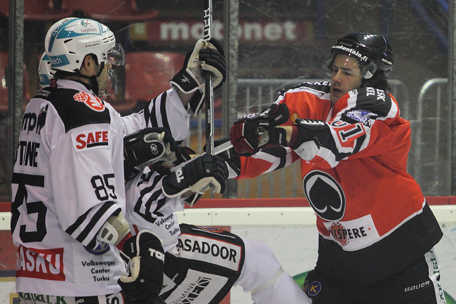 7.10.2011 - (Ässät-TPS)