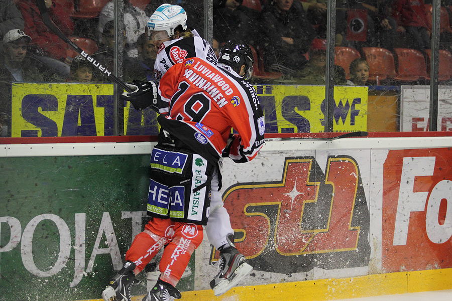 7.10.2011 - (Ässät-TPS)