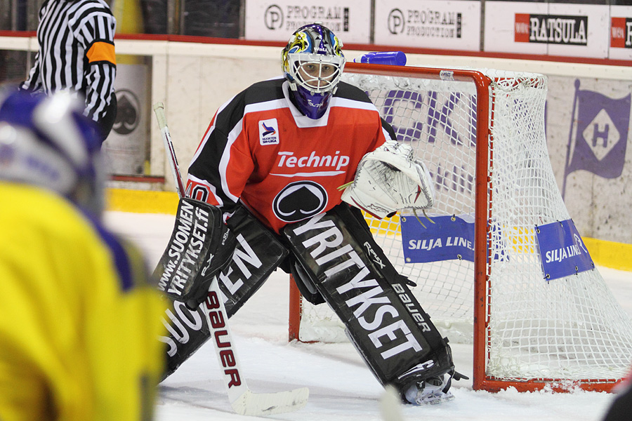 12.10.2011 - (Ässät A-Lukko A)