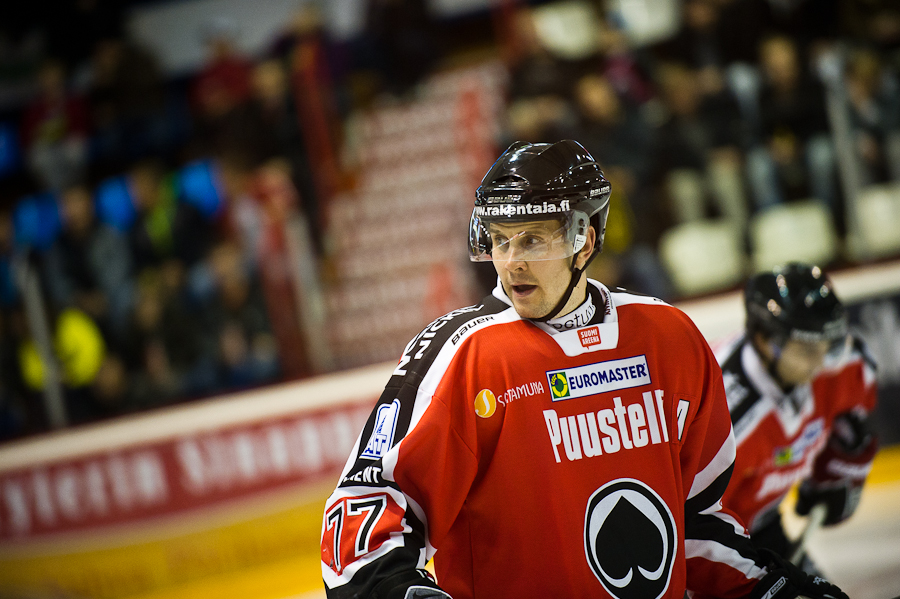 14.10.2011 - (Ässät-Kärpät)