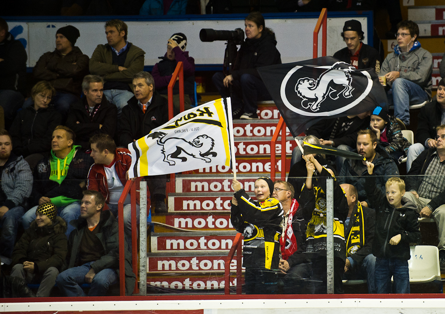 14.10.2011 - (Ässät-Kärpät)