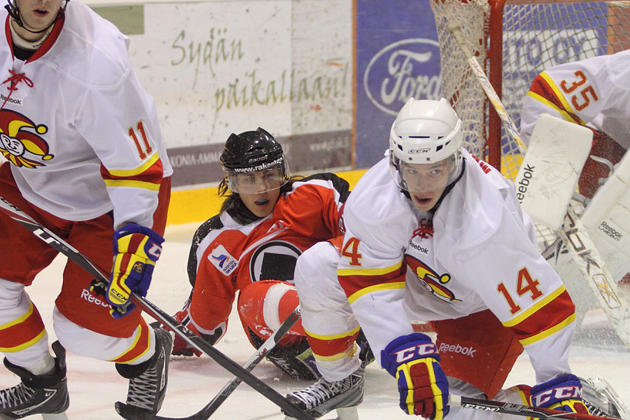 8.10.2011 - (Ässät A-Jokerit A)