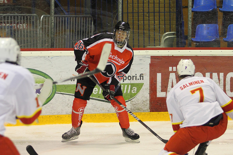 8.10.2011 - (Ässät A-Jokerit A)