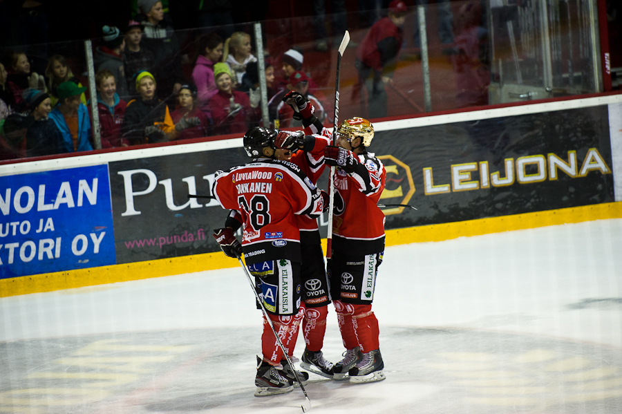 22.10.2011 - (Ässät-Jokerit)