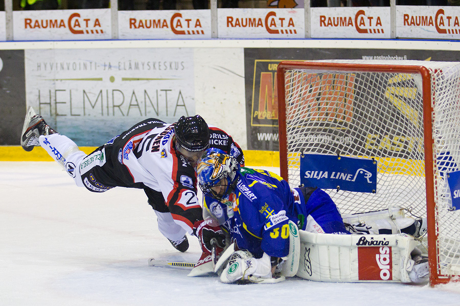 28.10.2011 - (Lukko-Ässät)