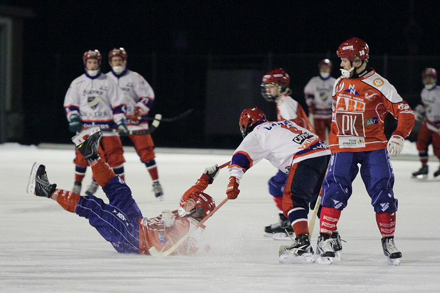 14.12.2011 - (Narukerä-HIFK)