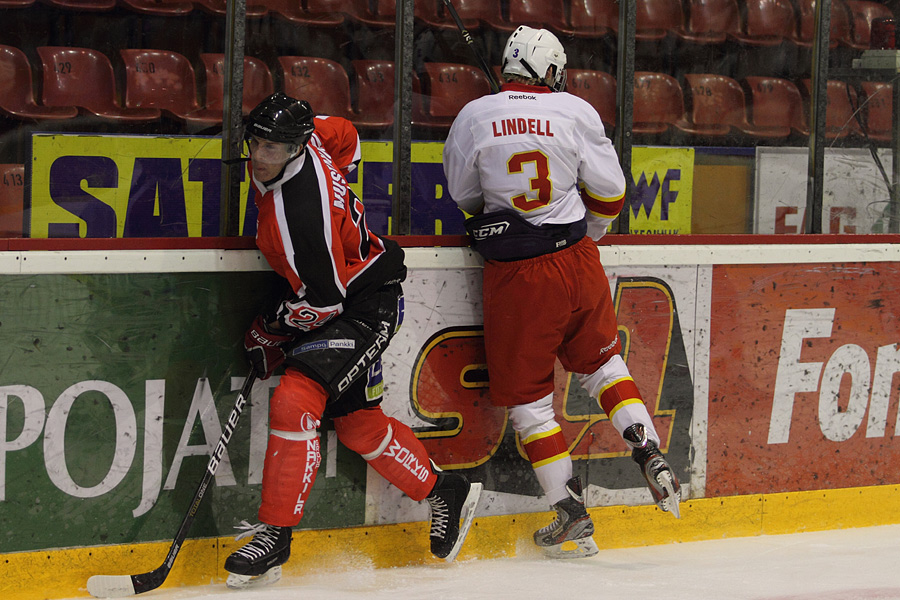 18.1.2012 - (Ässät A-Jokerit A)