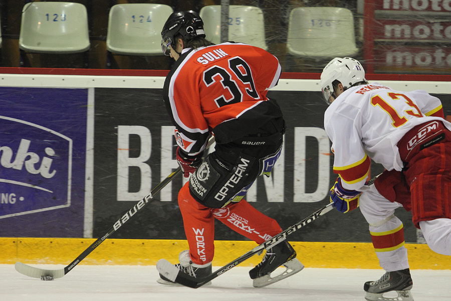 18.1.2012 - (Ässät A-Jokerit A)