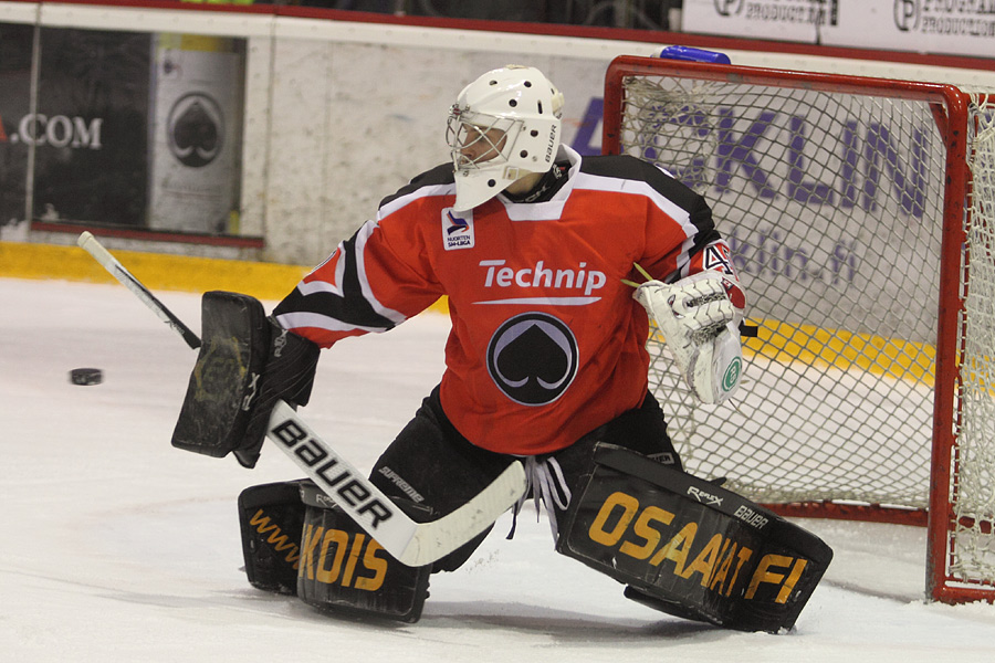 18.1.2012 - (Ässät A-Jokerit A)