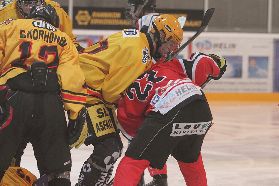 22.1.2012 -  (Ässät B-KalPa B)