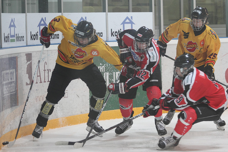 22.1.2012 -  (Ässät B-KalPa B)