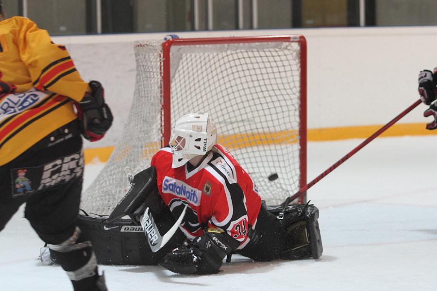 22.1.2012 -  (Ässät B-KalPa B)