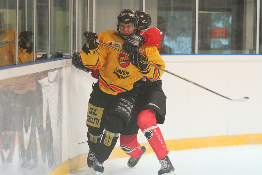 22.1.2012 -  (Ässät B-KalPa B)