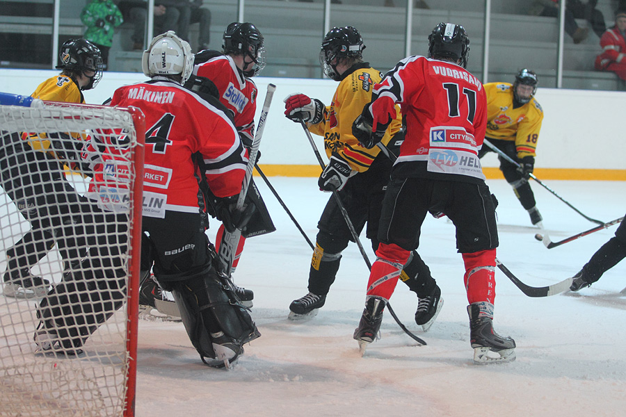 22.1.2012 -  (Ässät B-KalPa B)