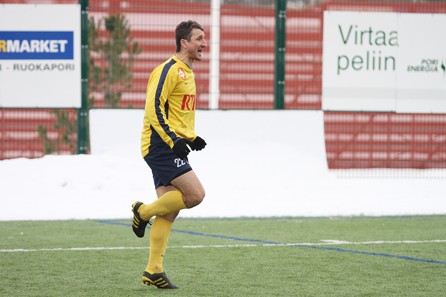 11.2.2012 - (FC Jazz-Pallo-Iirot)