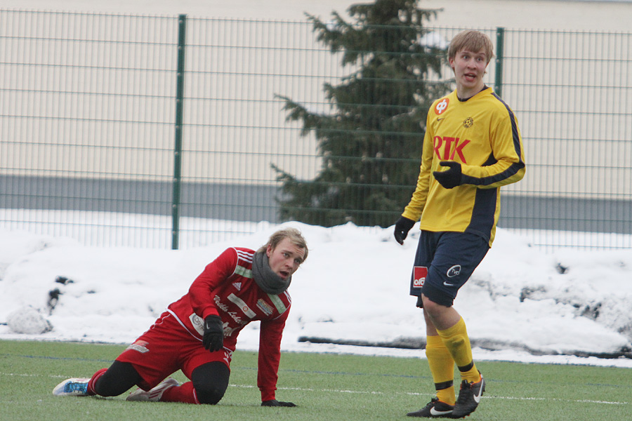 11.2.2012 - (FC Jazz-Pallo-Iirot)