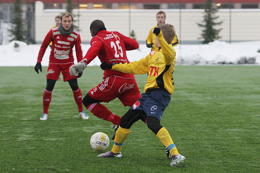 11.2.2012 - (FC Jazz-Pallo-Iirot)