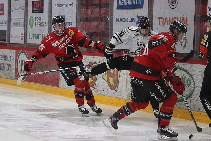 20.2.2021 - (Ässät-TPS)