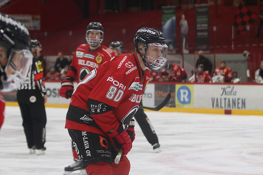 20.2.2021 - (Ässät-TPS)