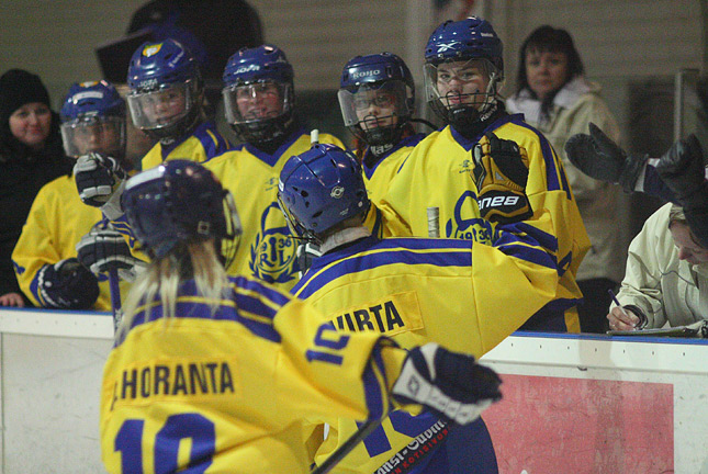 30.1.2010 - (Lukko N-Lahti Ringette N)