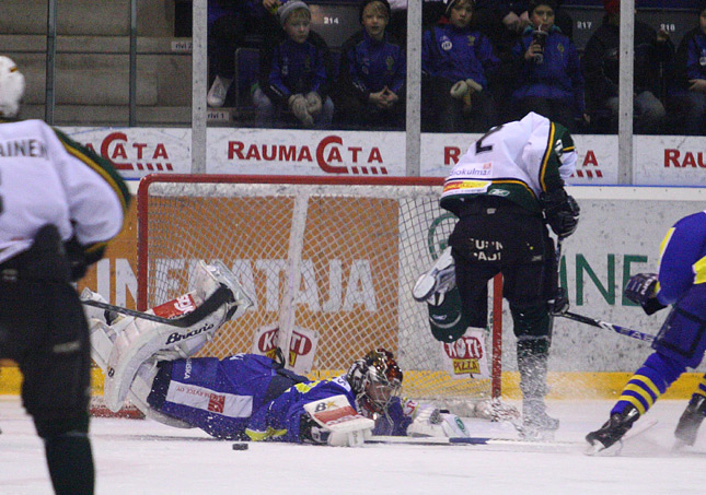 23.3.2010 - (Lukko A-Ilves A)