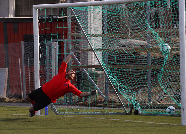 27.4.2010 - (Pallo-Iirot-IFK Mariehamn)