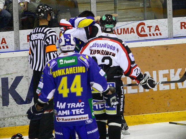 6.8.2010 - (Lukko-Ässät)