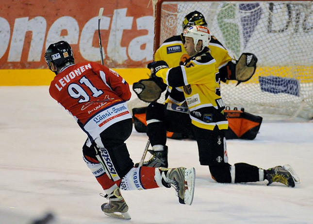 24.10.2010 - (Kärpät-UKP)