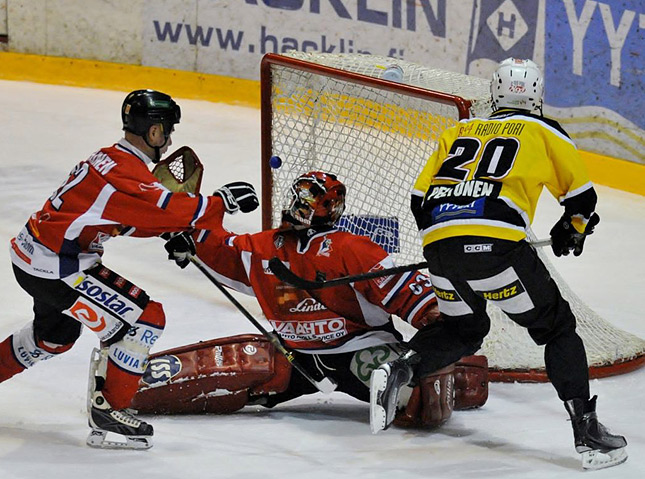 24.10.2010 - (Kärpät-UKP)