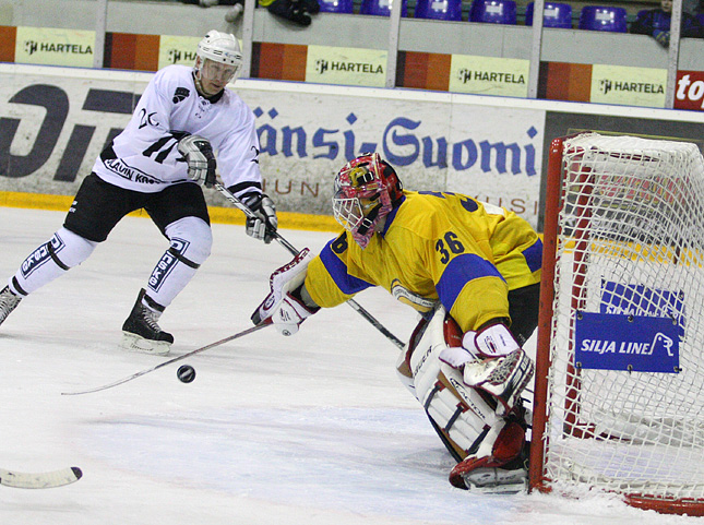 8.1.2011 - (Lukko Alumni-TPS Alumni)