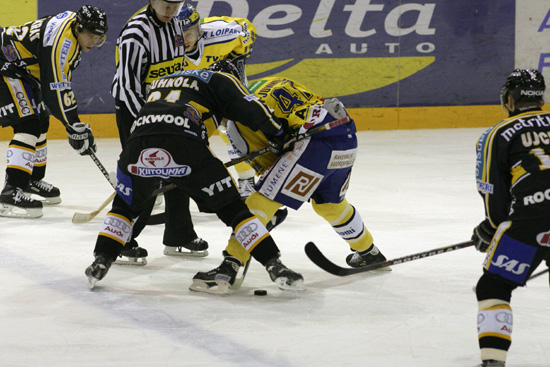 13.10.2004 - (Lukko-Kärpät)