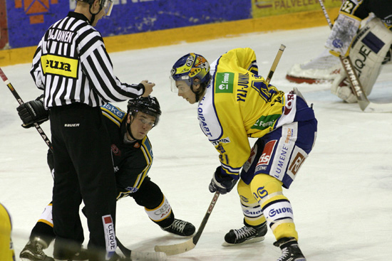 13.10.2004 - (Lukko-Kärpät)