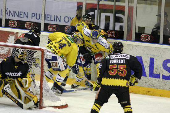 26.10.2004 - (Lukko-SaiPa)