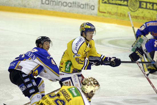 30.10.2004 - (Lukko-Blues)