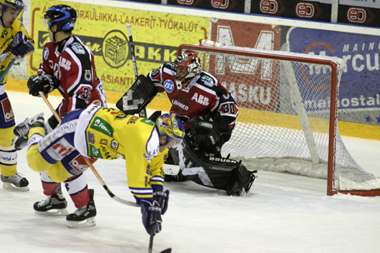 1.2.2005 - (Lukko-Ässät)