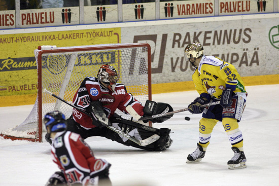 1.2.2005 - (Lukko-Ässät)