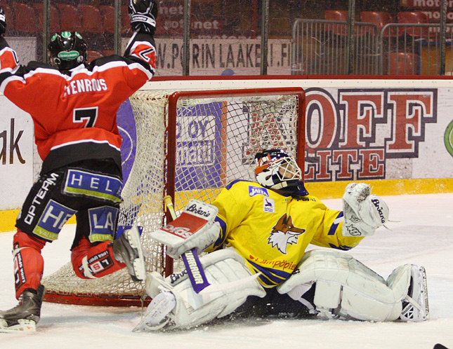 22.1.2011 - (Ässät A-Lukko A)