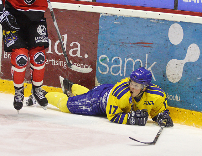 22.1.2011 - (Ässät A-Lukko A)