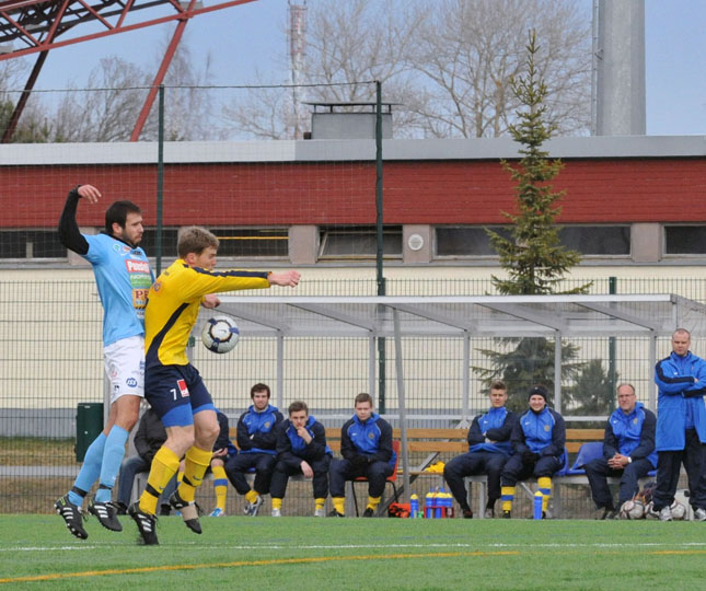 21.4.2011 - (FC PoPa-Pallo-Iirot)