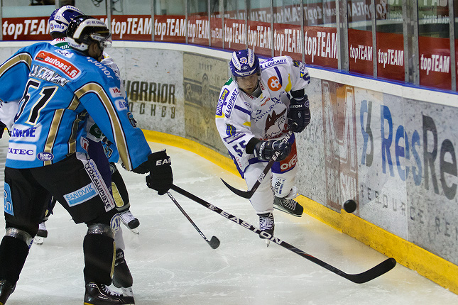 5.8.2011 - (Pelicans-Lukko)